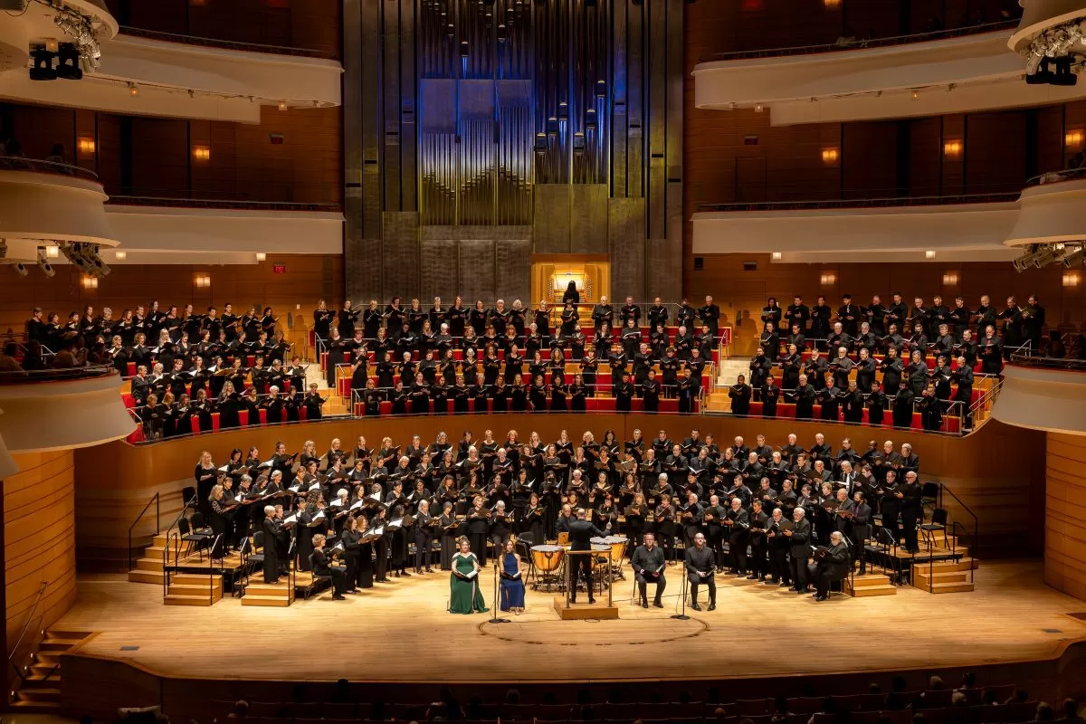 Festival Chorus performing Haydn’s Mass in Time of War during Pacific Chorale’s Choral Festival.